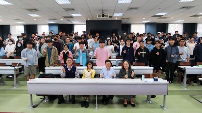 114-1通識教育講座_陳啟東老師 (2)