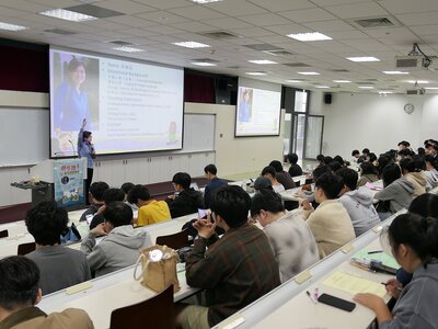 (114.11.27) 114-1多元語文演講_吳雅莉老師照片4 - 複製