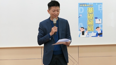 114學年度全校英語朗讀比賽照片-6