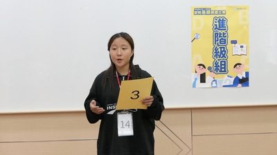 114學年度全校英語朗讀比賽照片-29