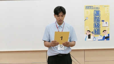 114學年度全校英語朗讀比賽照片-24
