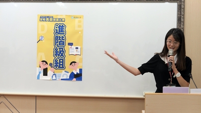 114學年度全校英語朗讀比賽照片-4