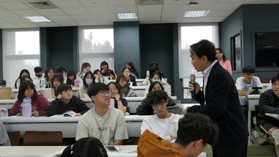 114-1專題演講_洪振群總裁 (8)