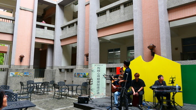 114-1就是愛愛藝術_皮鞋大隊 (3)