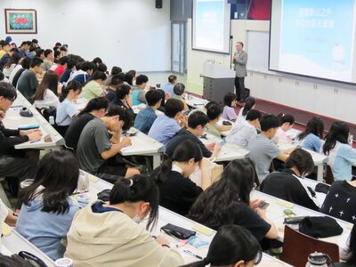 114-1「通識教育講座」王海龍老師_護國群山之外 3