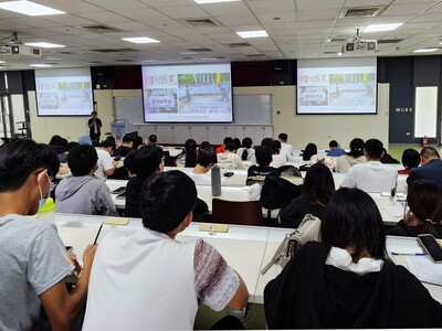 Ciwang Teyra老師演講 (6)