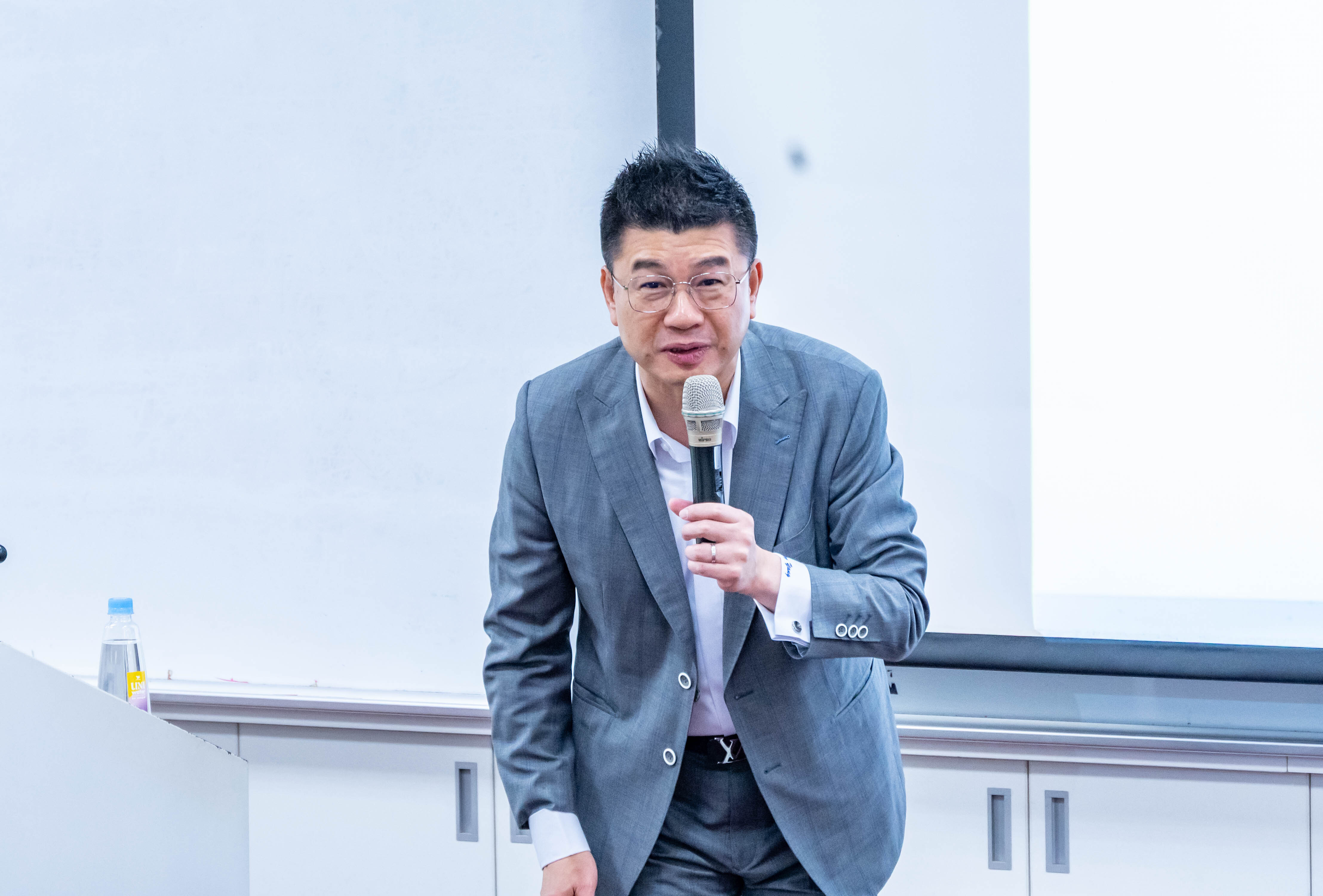 114606楊佳叡總會長演講照片