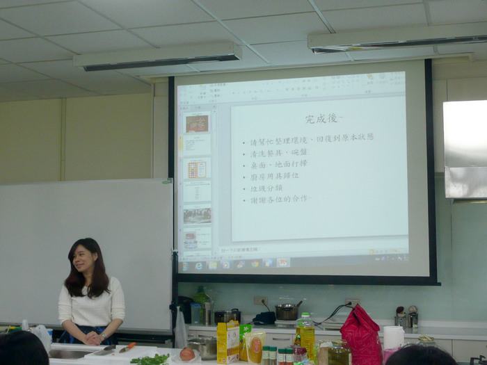 103.12.15 英語廚房圖片